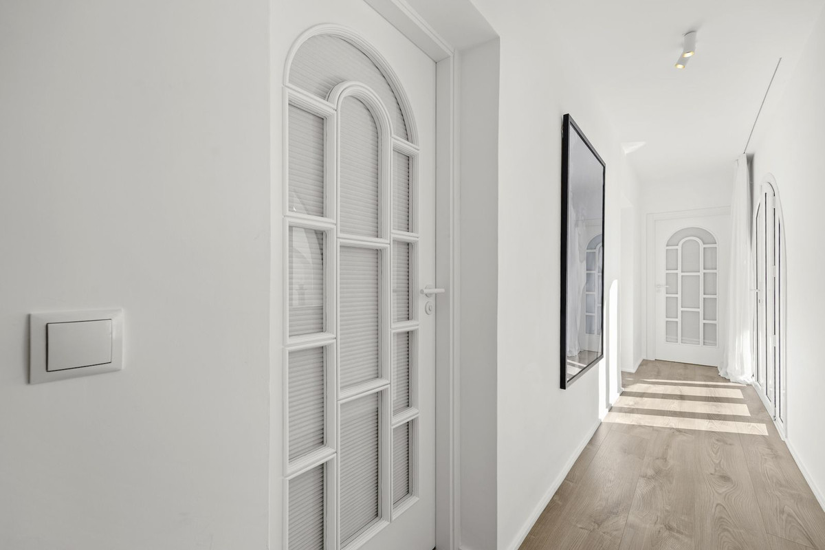 Se vende Villa - Chalet de 5 dormitorios en Costa Del Sol, Málaga, España