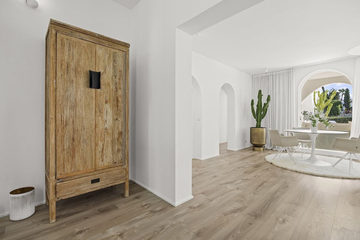 Se vende Villa - Chalet de 5 dormitorios en Costa Del Sol, Málaga, España