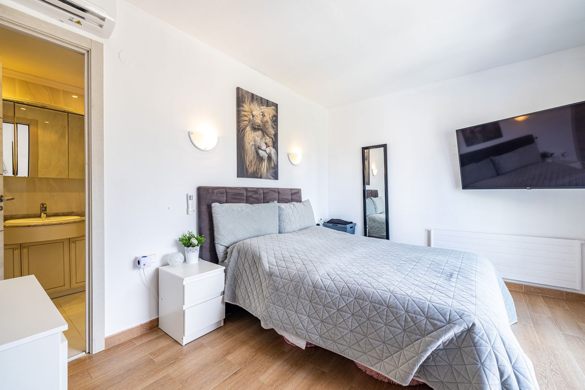 Se vende Villa - Chalet de 3 dormitorios en Costa Blanca, Alicante, España