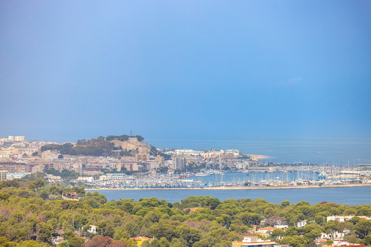 Se vende Villa - Chalet de 3 dormitorios en Costa Blanca, Alicante, España