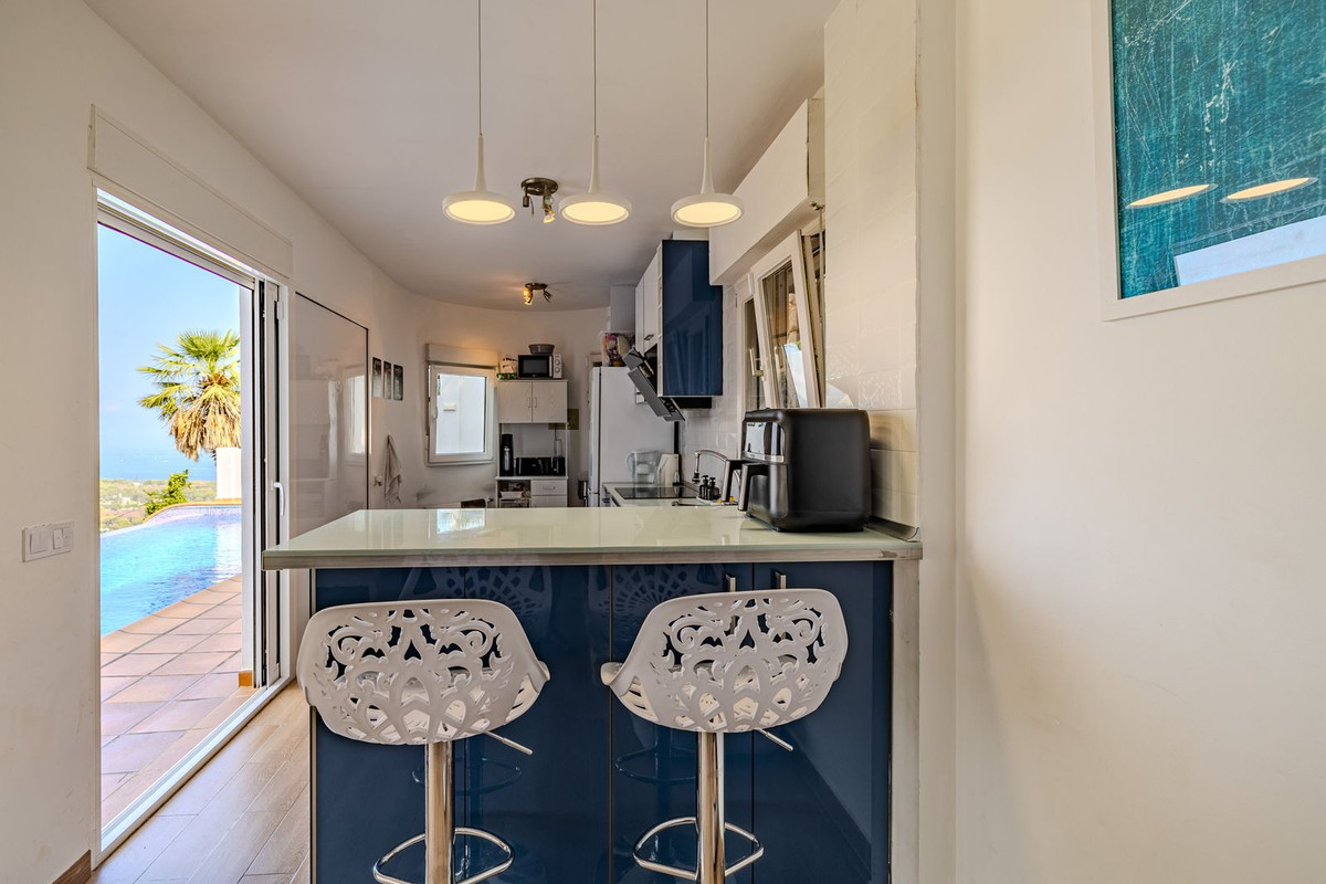 Se vende Villa - Chalet de 3 dormitorios en Costa Blanca, Alicante, España