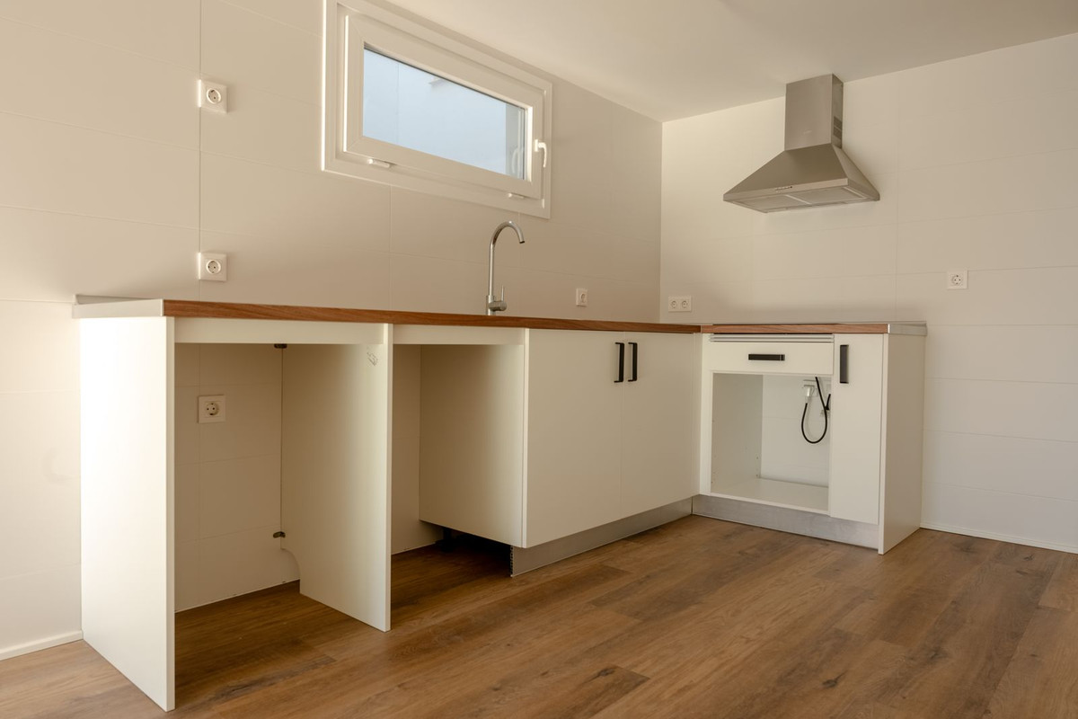 2 Bed Apartment for sale in Torreblanca Costa Del Sol, Málaga, Spain
