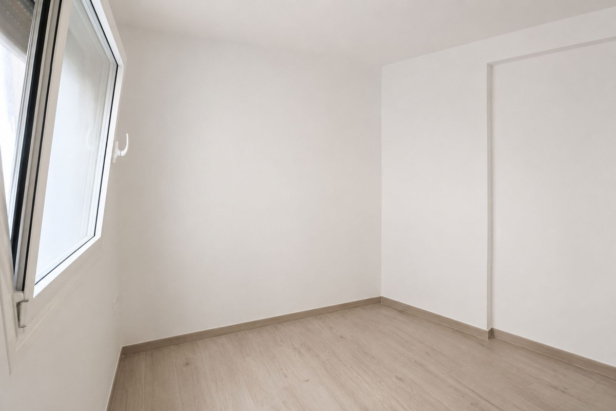 Se vende Ático de 4 dormitorios en Costa Del Sol, Cadiz, España