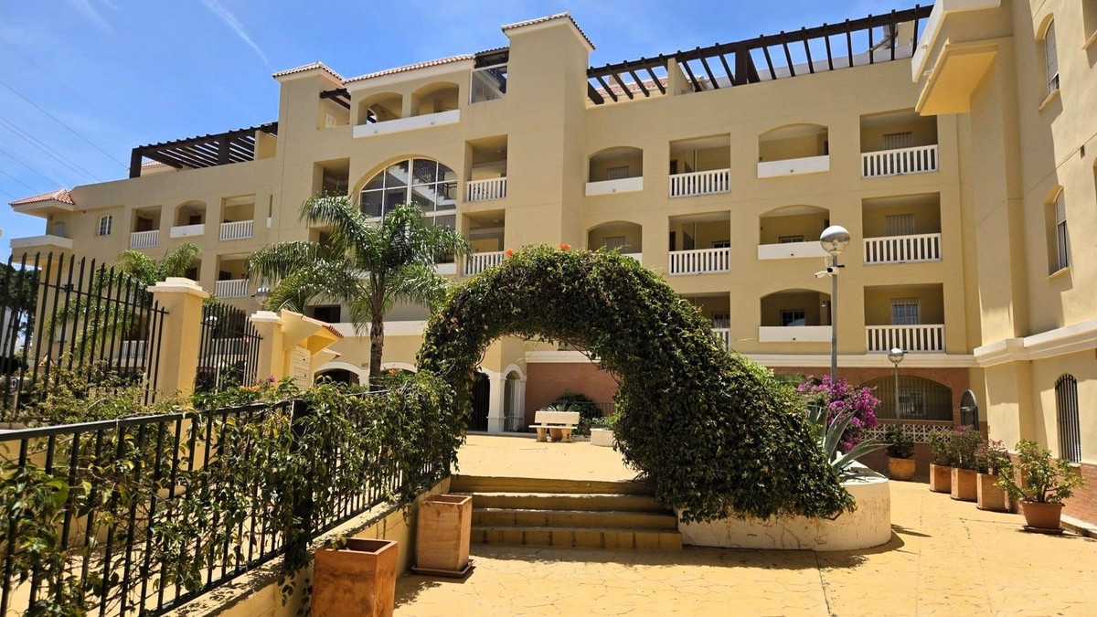 2 Bed Apartment for sale in Riviera Del Sol Costa Del Sol, Málaga, Spain