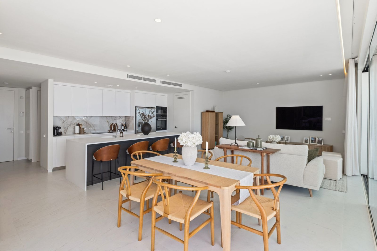3 Bed Apartment for sale in Ojén Costa Del Sol, Málaga, Spain