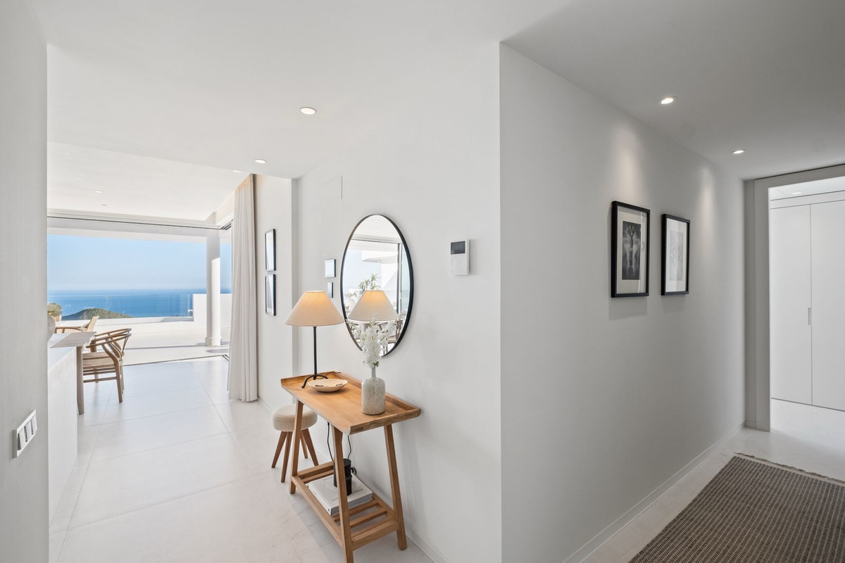 3 Bed Apartment for sale in Ojén Costa Del Sol, Málaga, Spain
