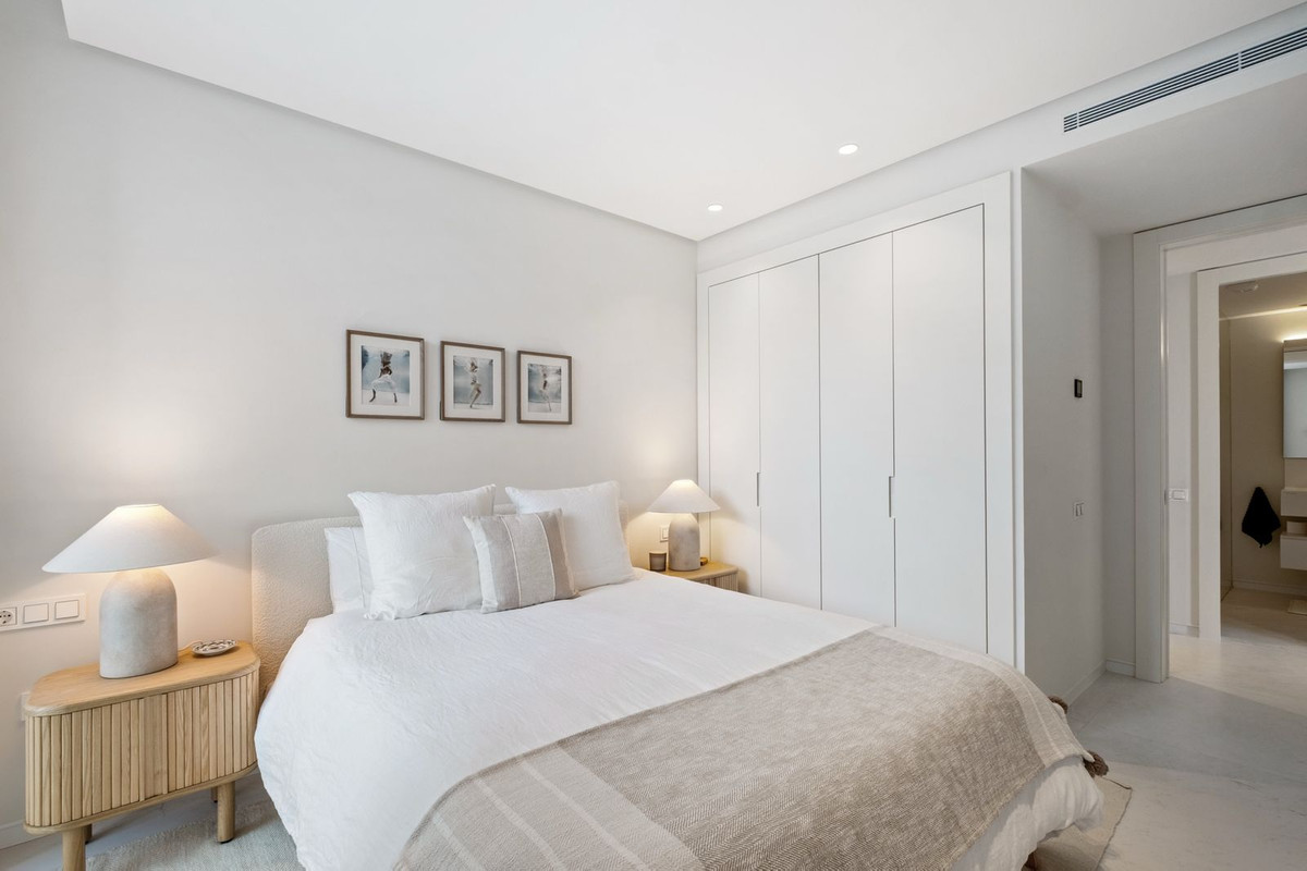 3 Bed Apartment for sale in Ojén Costa Del Sol, Málaga, Spain