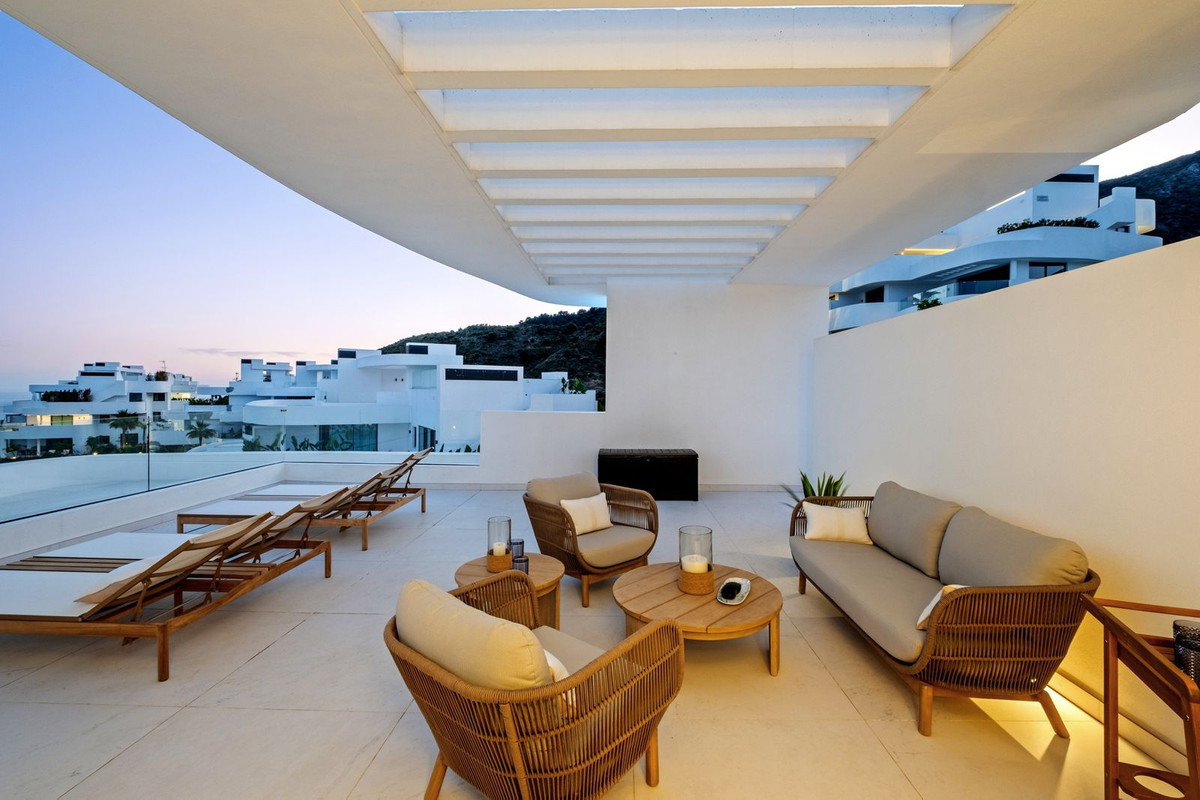 3 Bed Apartment for sale in Ojén Costa Del Sol, Málaga, Spain