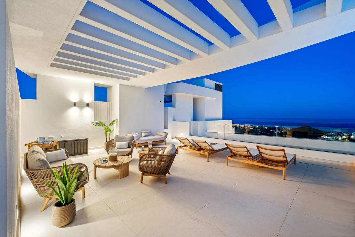 3 Bed Apartment for sale in Ojén Costa Del Sol, Málaga, Spain