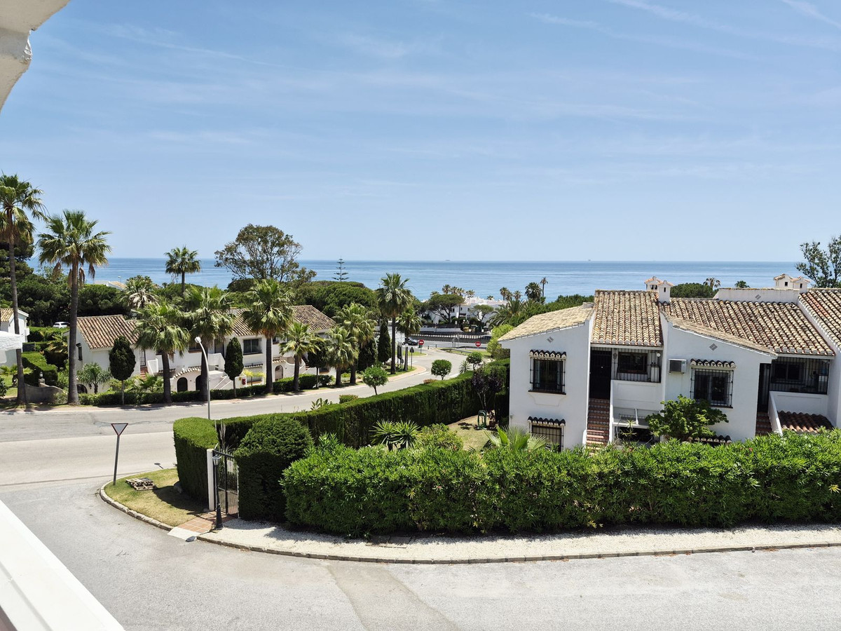 2 Bed Apartment for sale in Riviera Del Sol Costa Del Sol, Málaga, Spain