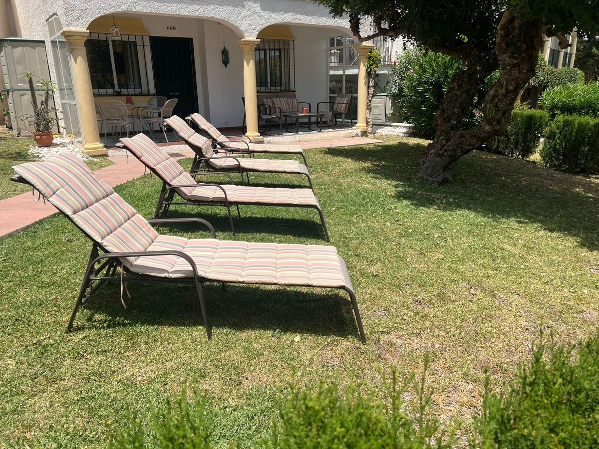2 Bed Apartment for sale in Torreblanca Costa Del Sol, Málaga, Spain