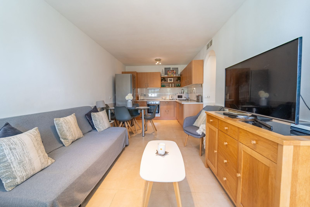 2 Bed Apartment for sale in Torreblanca Costa Del Sol, Málaga, Spain