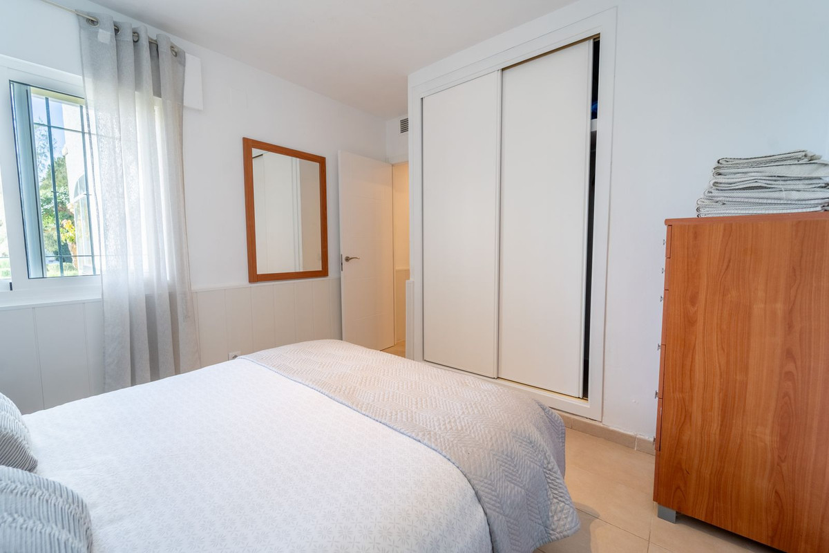 2 Bed Apartment for sale in Torreblanca Costa Del Sol, Málaga, Spain