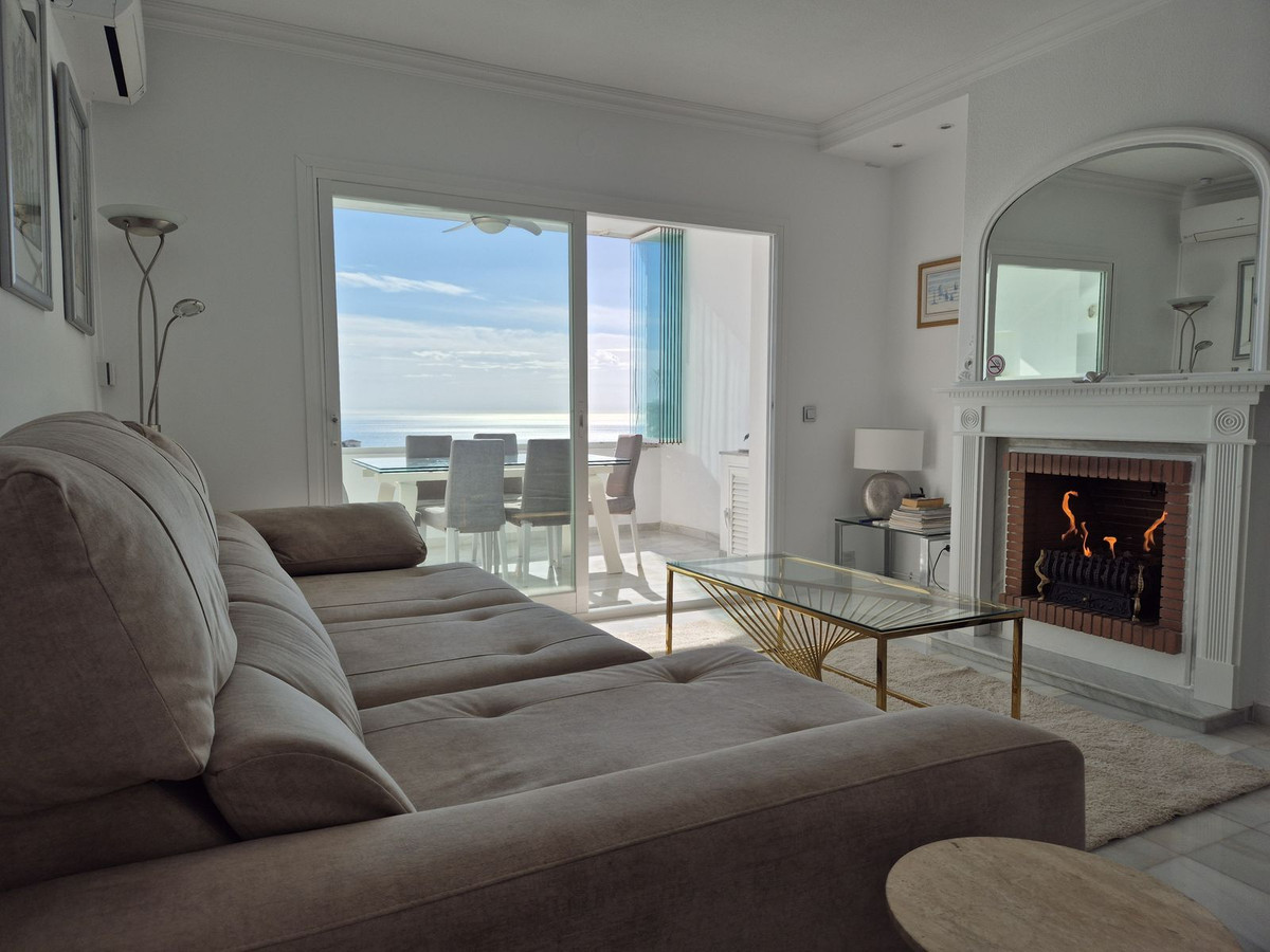 3 Bed Apartment for sale in Calahonda Costa Del Sol, Málaga, Spain