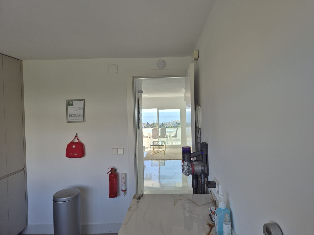 3 Bed Apartment for sale in Calahonda Costa Del Sol, Málaga, Spain