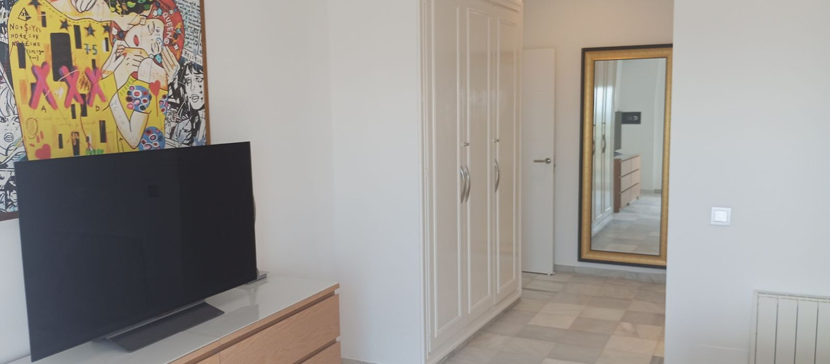 3 Bed Apartment for sale in Calahonda Costa Del Sol, Málaga, Spain
