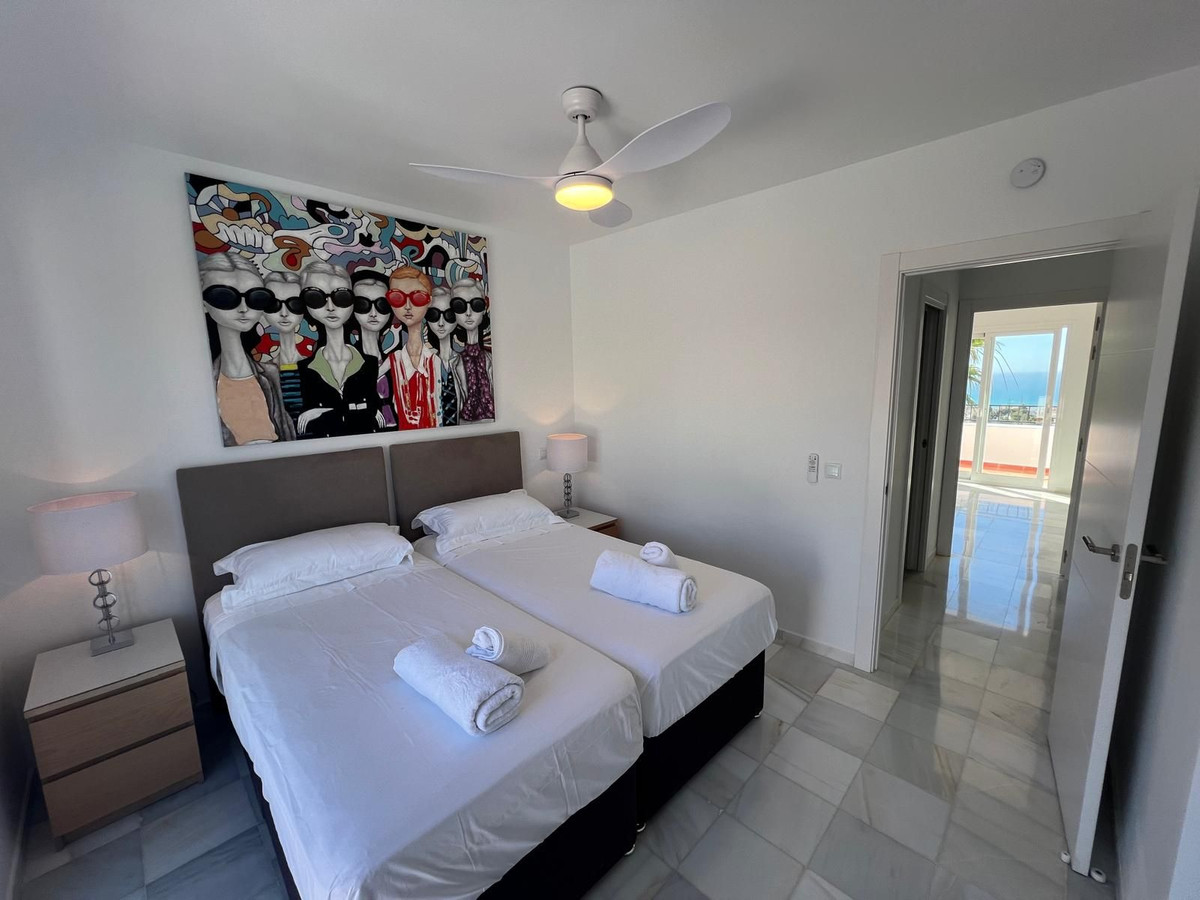 3 Bed Apartment for sale in Calahonda Costa Del Sol, Málaga, Spain