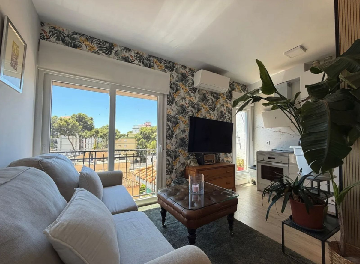Se vende Apartamento Planta Media de 1 dormitorios en Costa Del Sol, Málaga, España