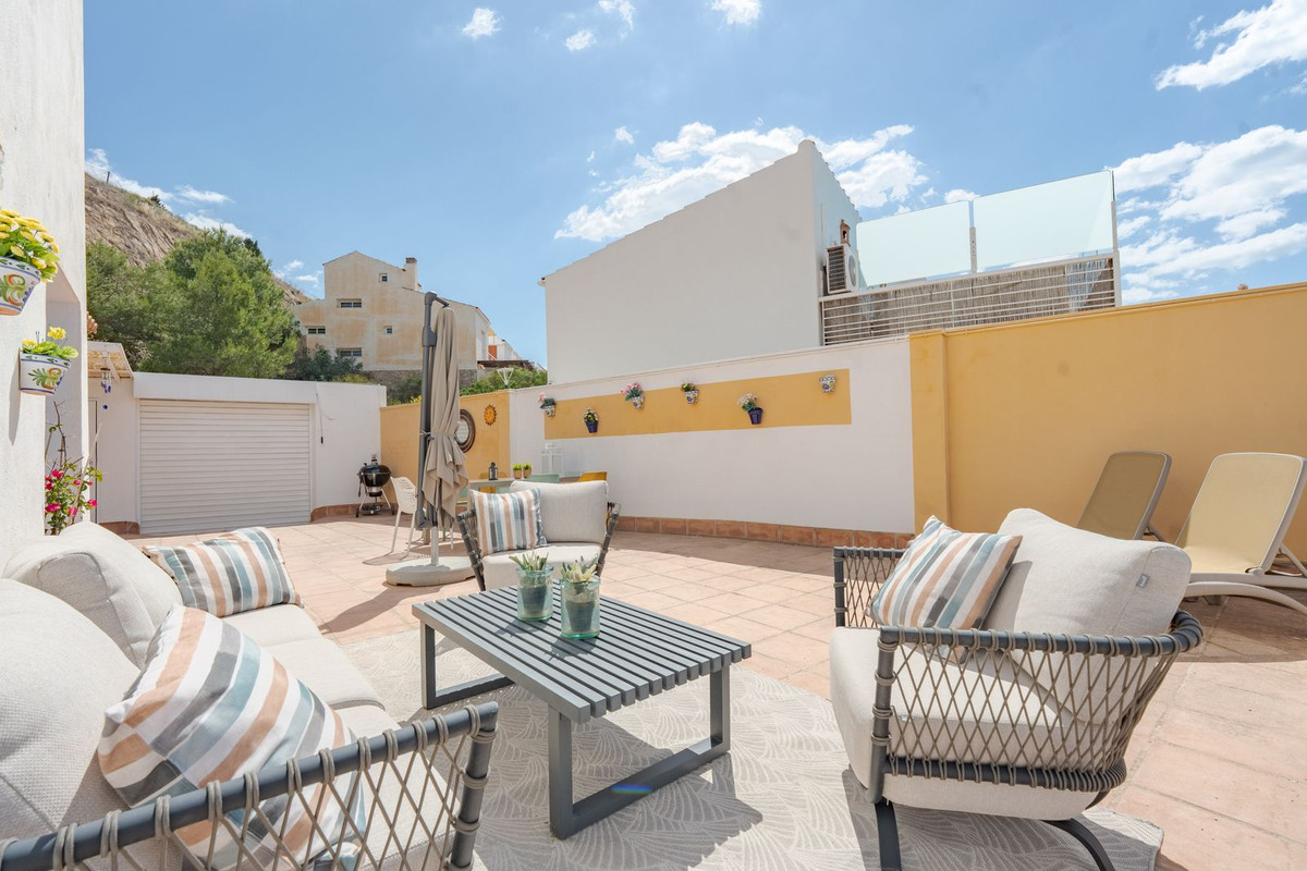 6 Bed Townhouse for sale in Málaga Centro Costa Del Sol, Málaga, Spain