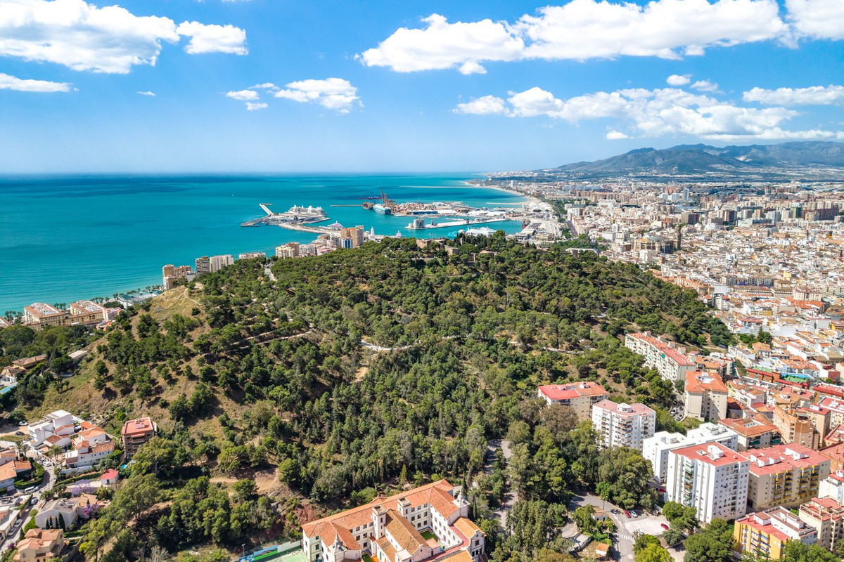 6 Bed Townhouse for sale in Málaga Centro Costa Del Sol, Málaga, Spain