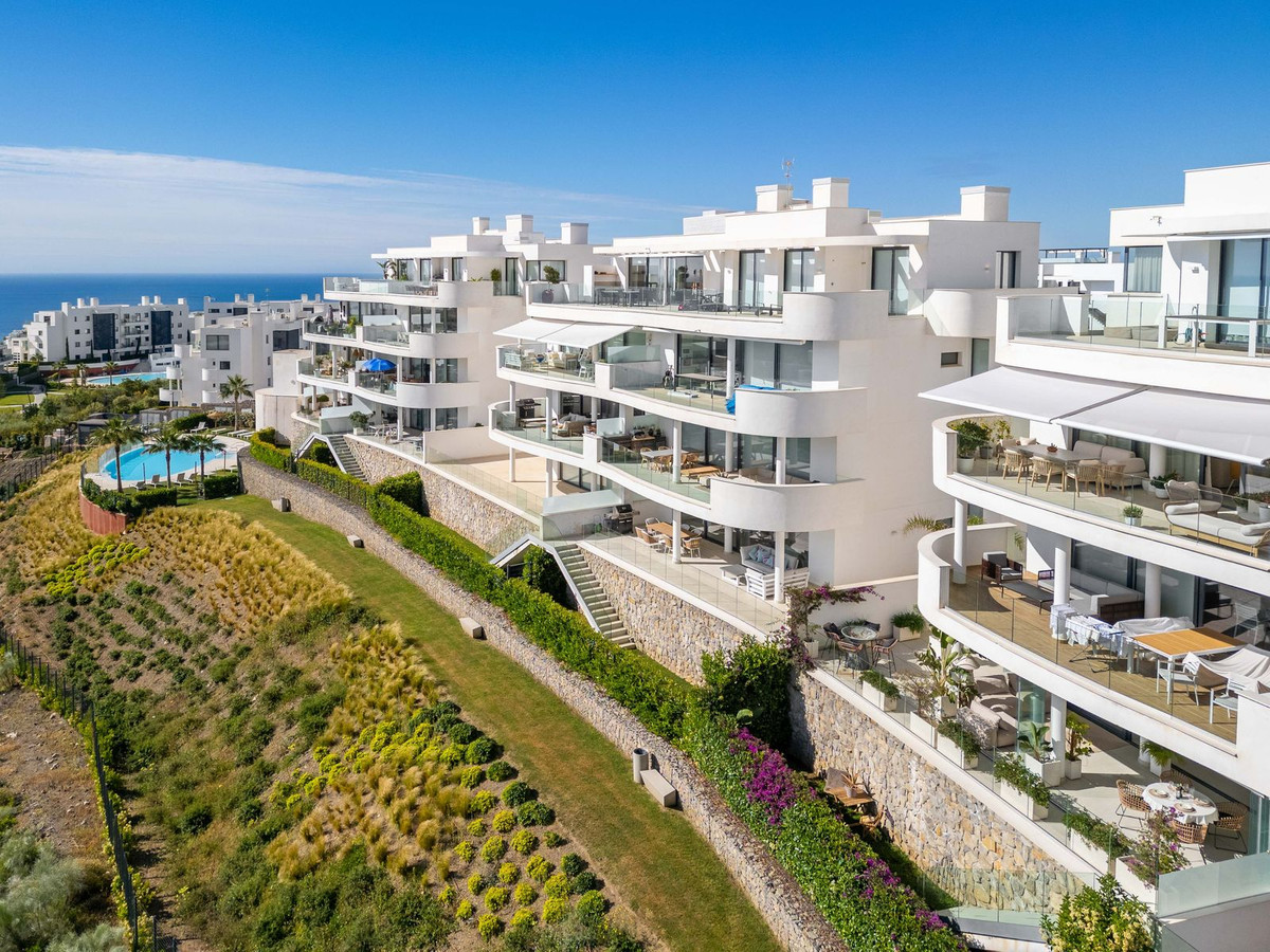 2 Bed Apartment for sale in Fuengirola Costa Del Sol, Málaga, Spain