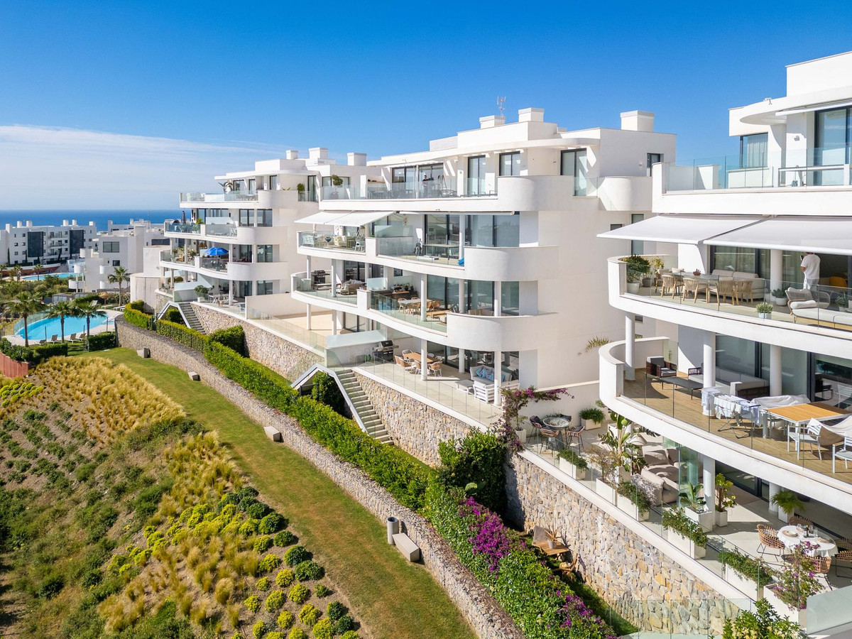 2 Bed Apartment for sale in Fuengirola Costa Del Sol, Málaga, Spain