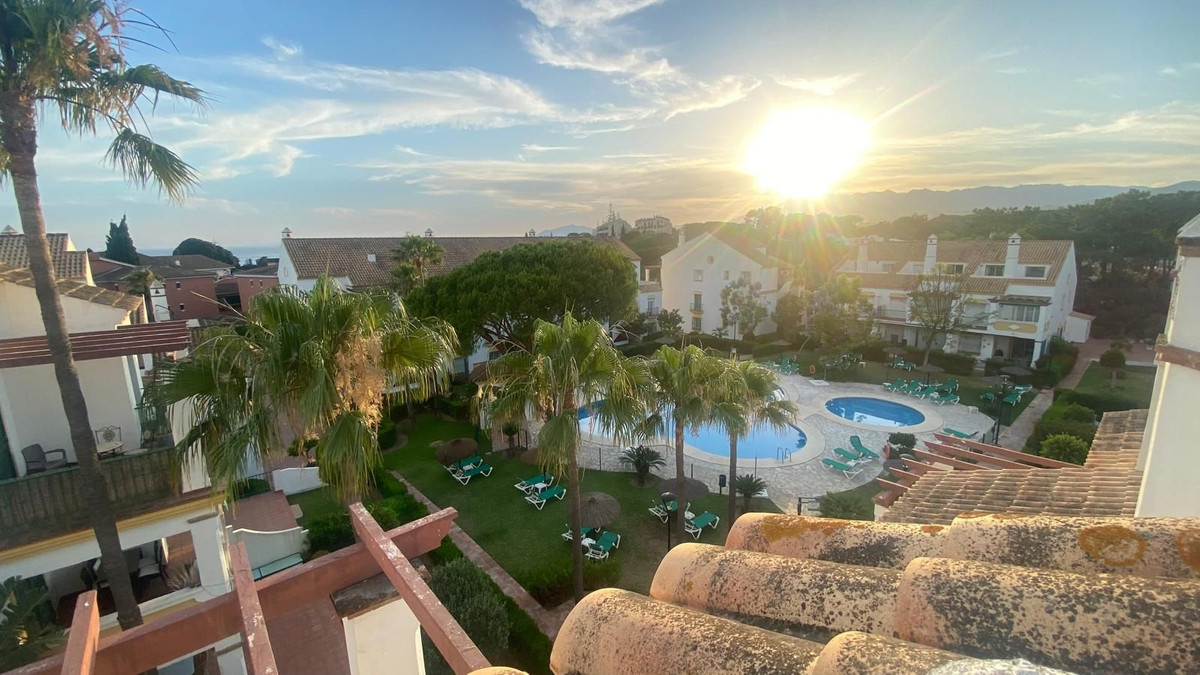 3 Bed Apartment for sale in Carib Playa Costa Del Sol, Málaga, Spain