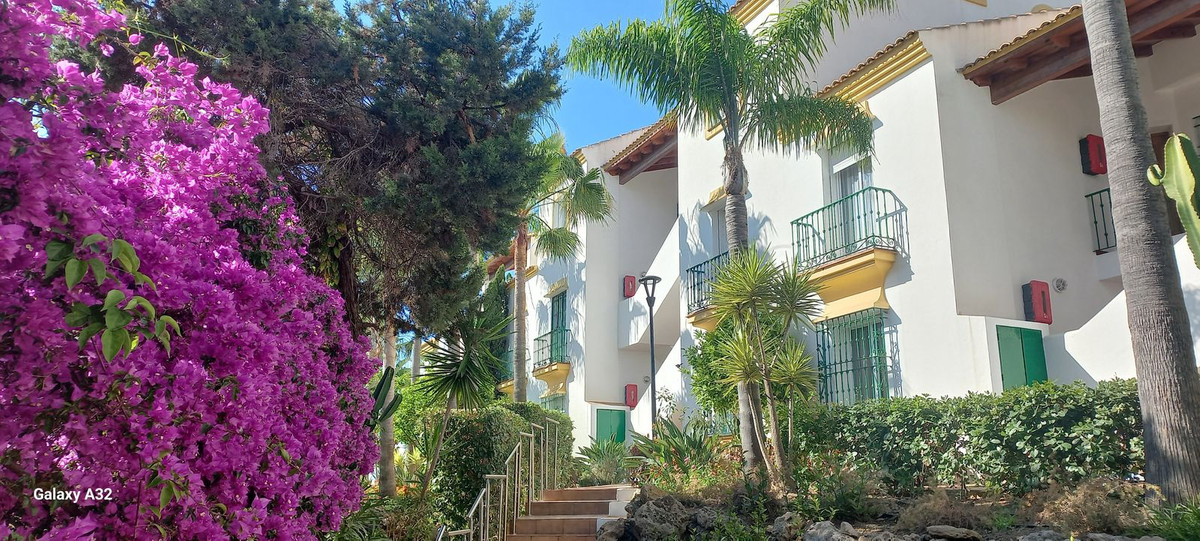 3 Bed Apartment for sale in Carib Playa Costa Del Sol, Málaga, Spain