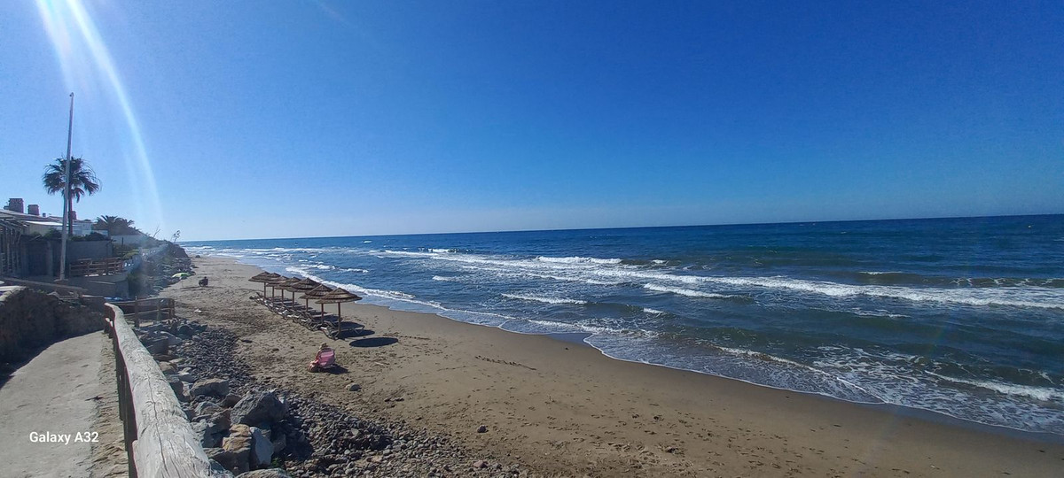 3 Bed Apartment for sale in Carib Playa Costa Del Sol, Málaga, Spain