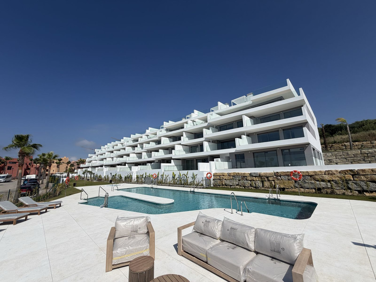 Se vende Apartamento Planta Media de 2 dormitorios en Costa Del Sol, Málaga, España