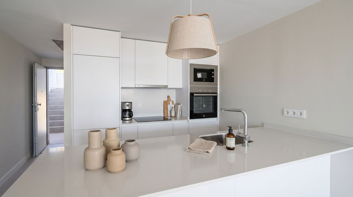 Se vende Apartamento Planta Media de 2 dormitorios en Costa Del Sol, Málaga, España