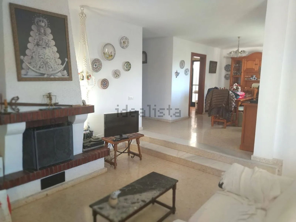 3 Bed Townhouse for sale in La Capellania Costa Del Sol, Málaga, Spain