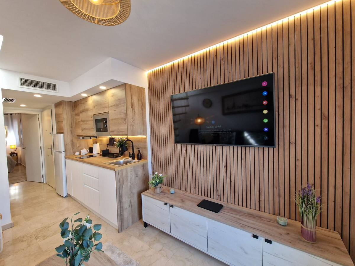 1 Bed Apartment for sale in Benalmadena Costa Del Sol, Málaga, Spain