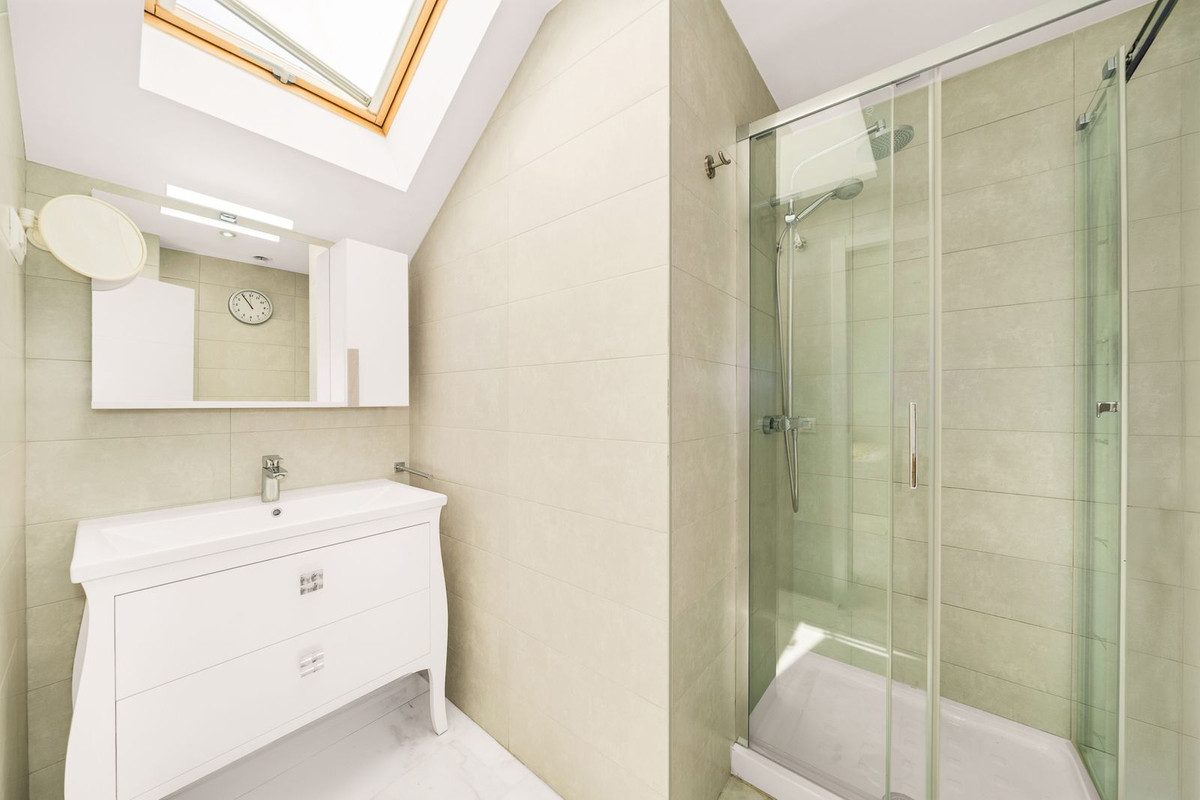 Se vende Ático de 2 dormitorios en Costa Del Sol, Málaga, España