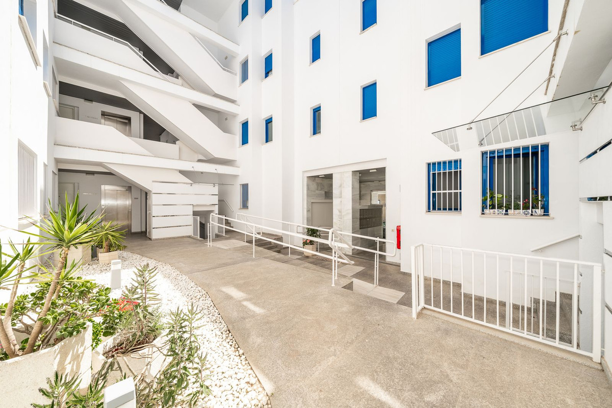Se vende Ático de 2 dormitorios en Costa Del Sol, Málaga, España