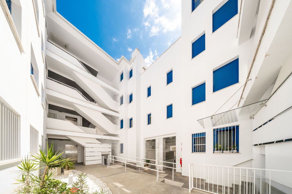Se vende Ático de 2 dormitorios en Costa Del Sol, Málaga, España