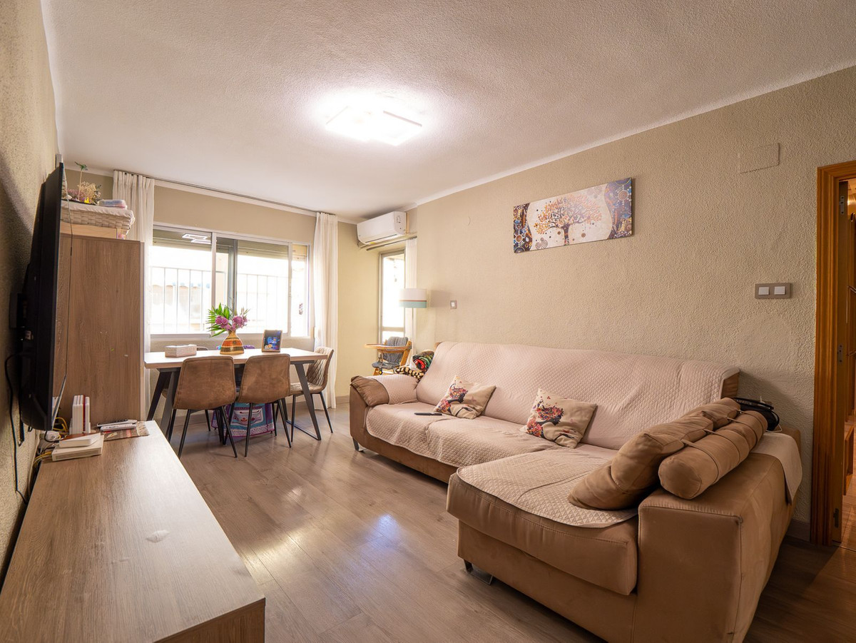 3 Bed Apartment for sale in Málaga Costa Del Sol, Málaga, Spain