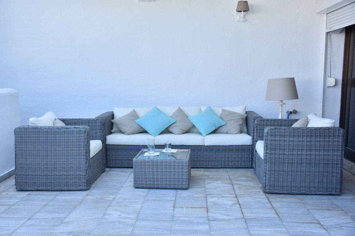 3 Bed Apartment for sale in Elviria Costa Del Sol, Málaga, Spain
