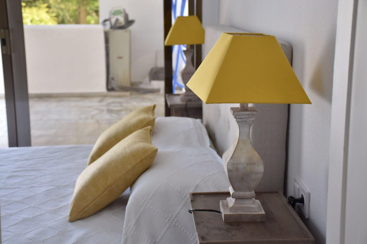 3 Bed Apartment for sale in Elviria Costa Del Sol, Málaga, Spain