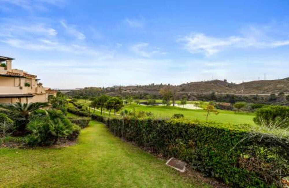 5 Bed Apartment for sale in Benahavís Costa Del Sol, Málaga, Spain