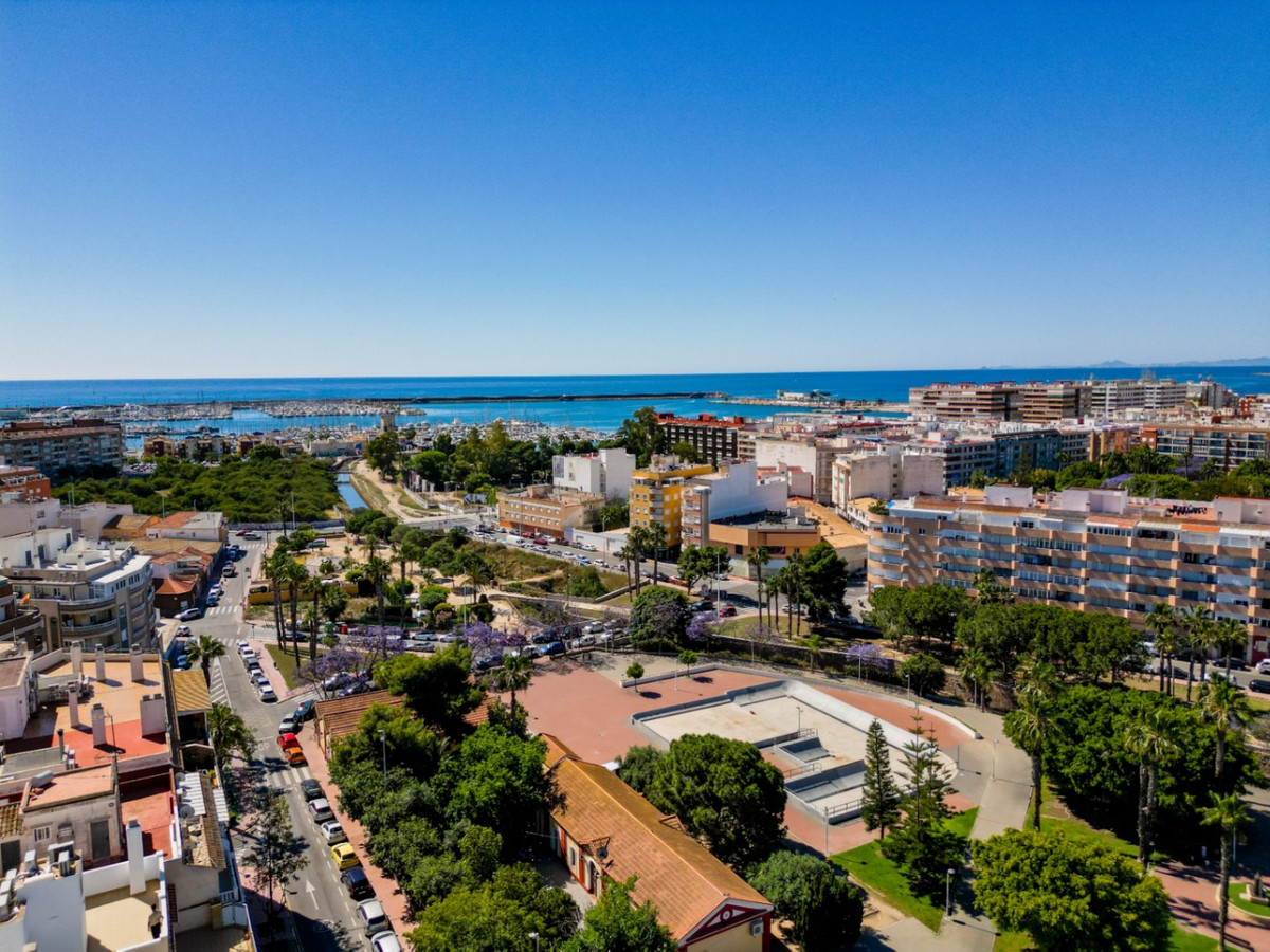 2 Bed Apartment for sale in Torrevieja Costa Blanca, Alicante, Spain