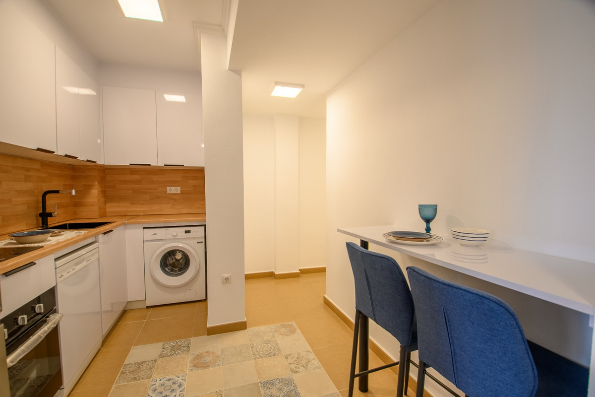 2 Bed Apartment for sale in Torrevieja Costa Blanca, Alicante, Spain