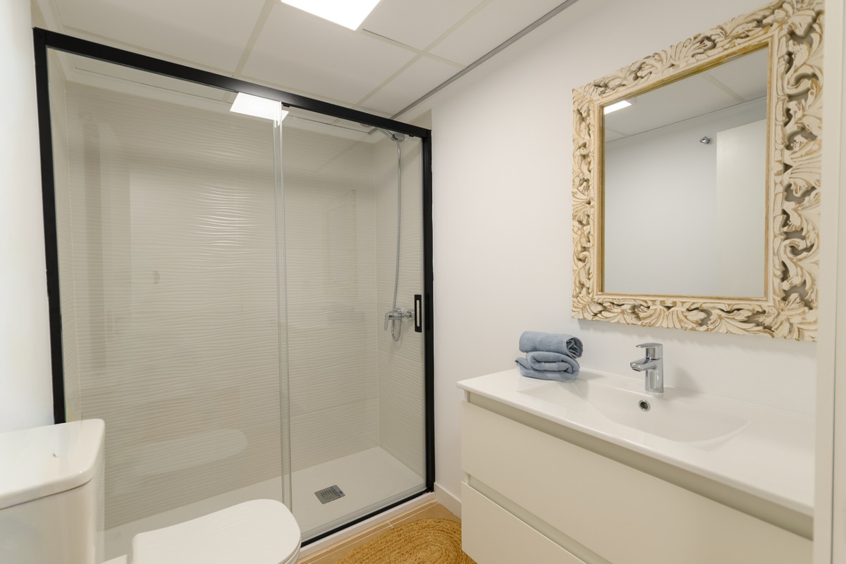 2 Bed Apartment for sale in Torrevieja Costa Blanca, Alicante, Spain