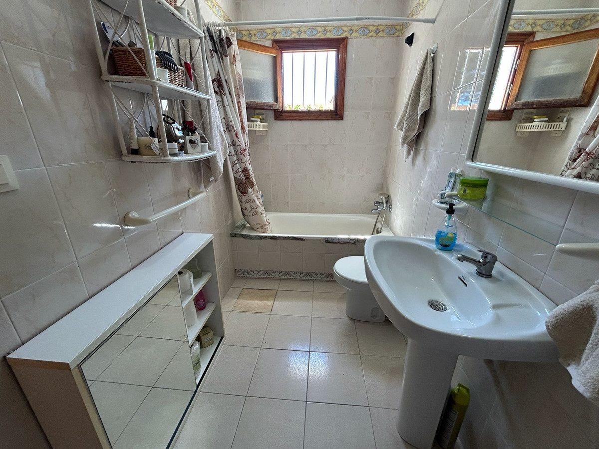 Se vende Adosada de 1 dormitorios en Costa Blanca, Alicante, España