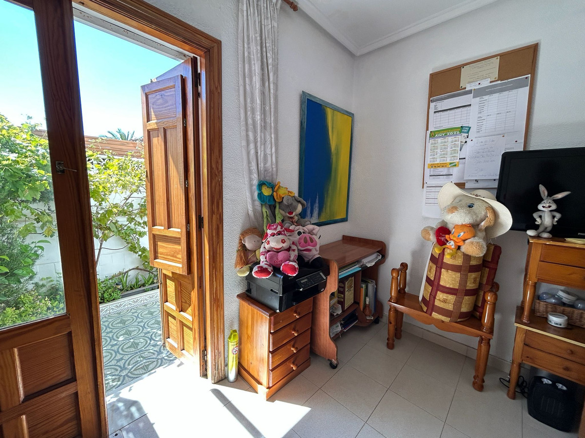 Se vende Adosada de 1 dormitorios en Costa Blanca, Alicante, España