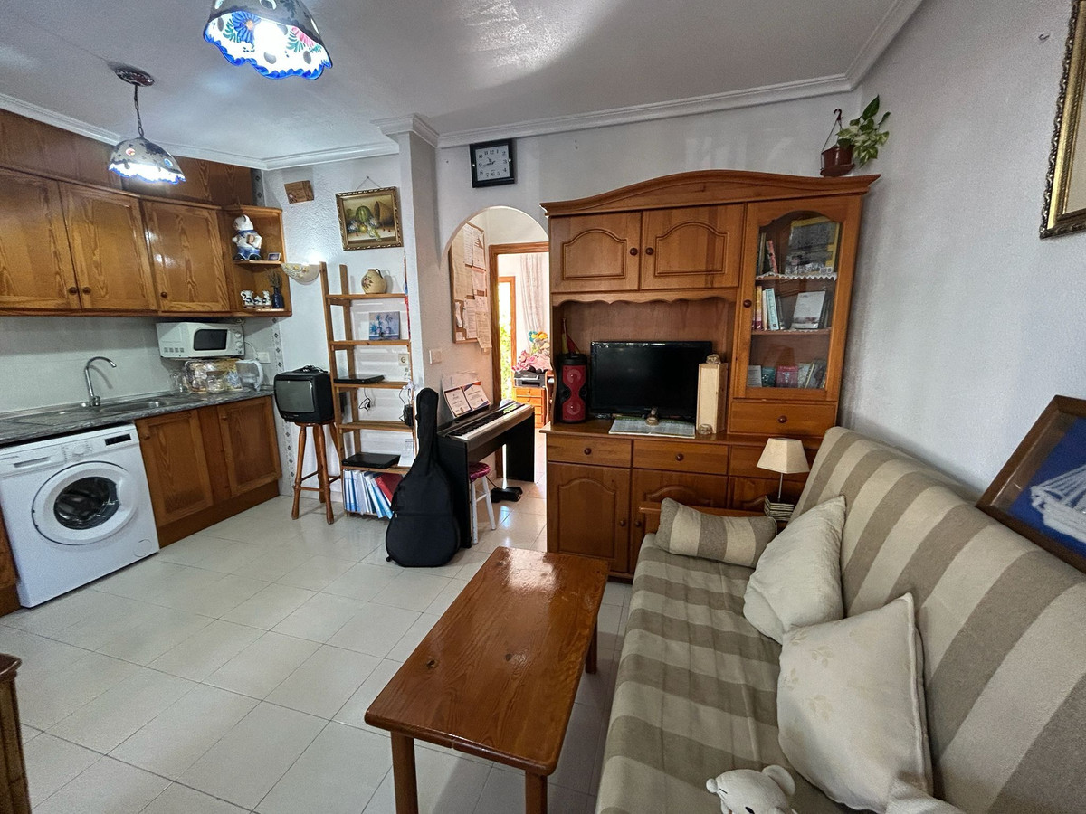 Se vende Adosada de 1 dormitorios en Costa Blanca, Alicante, España