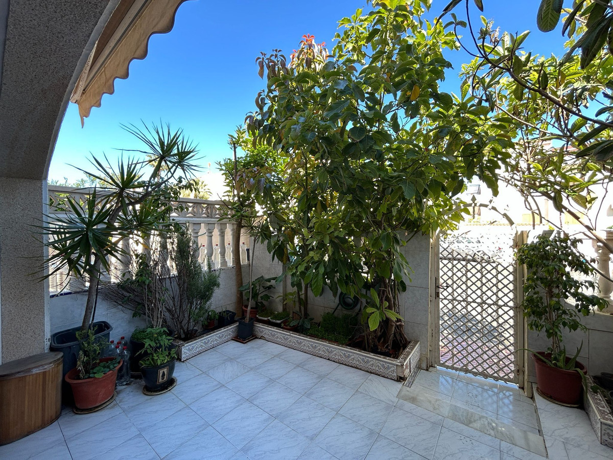 Se vende Adosada de 1 dormitorios en Costa Blanca, Alicante, España