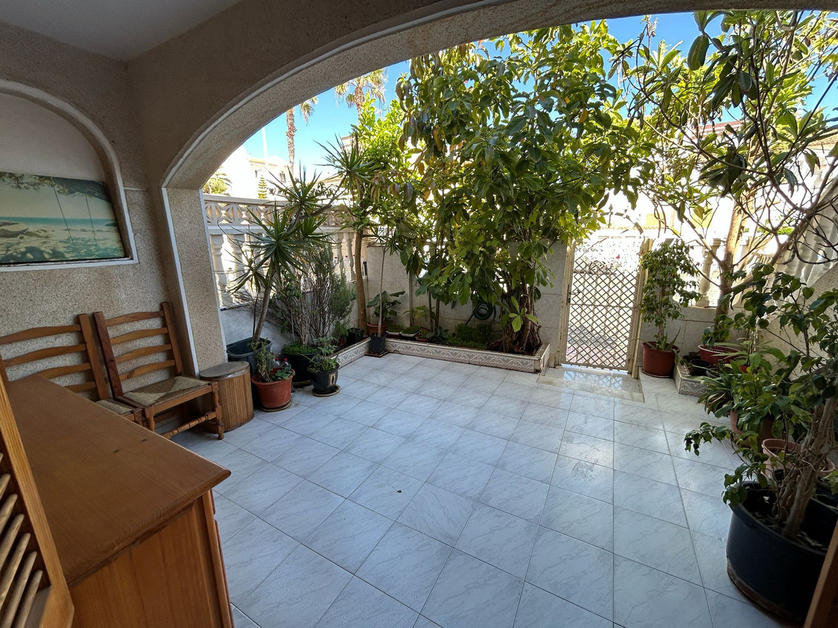 Se vende Adosada de 1 dormitorios en Costa Blanca, Alicante, España