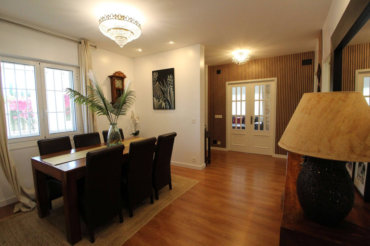 Se vende Villa - Chalet de 2 dormitorios en Costa Blanca, Alicante, España