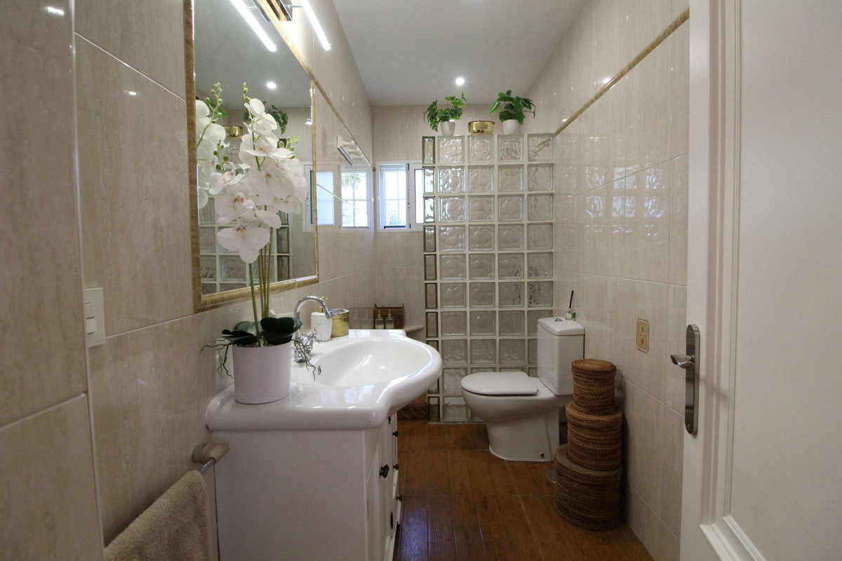 Se vende Villa - Chalet de 2 dormitorios en Costa Blanca, Alicante, España